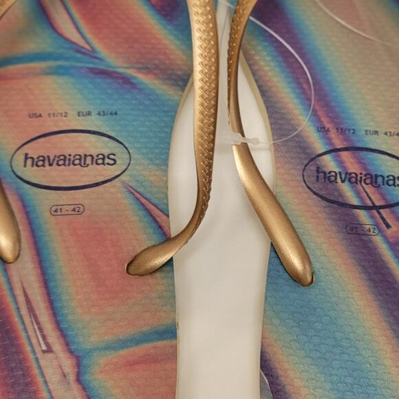 NWT Women's Havianas Flip Flop Sand Gray Slim Iridescent Gold 11 - Picture 2 of 4